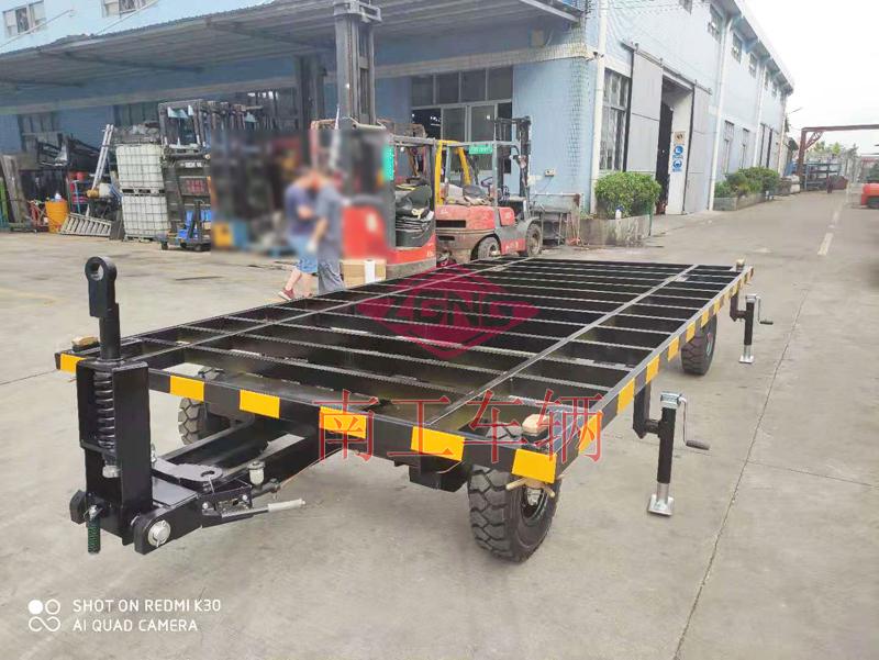 5吨骨架式江南官方网站(中国)移动房车底盘