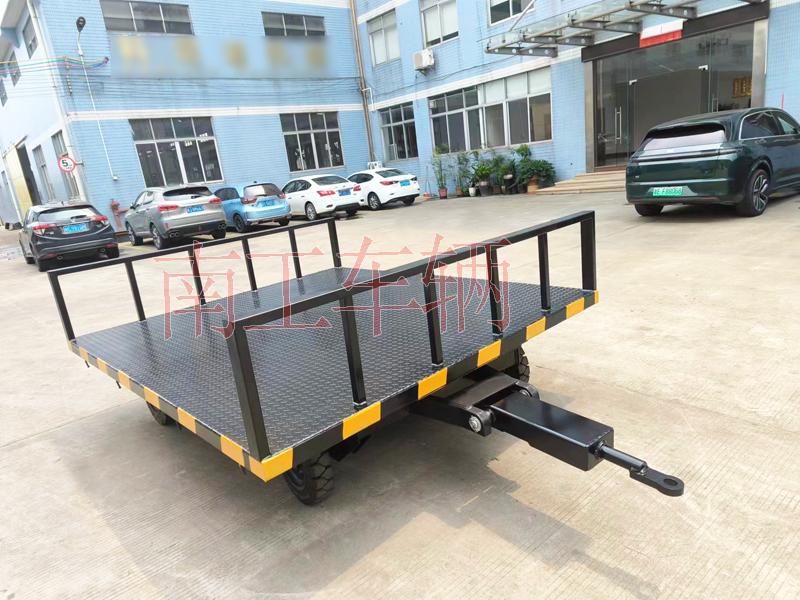 3吨江南官方网站(中国) 前后护栏固定平板车