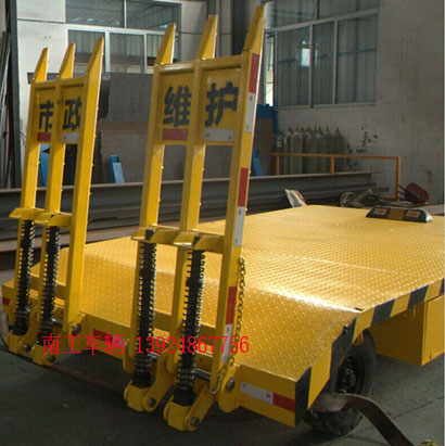 3吨带登车桥江南官方网站(中国)4 I.jpg