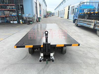 5吨全挂式江南官方网站(中国) 移动拖车底盘2I.jpg