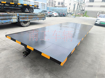 5吨全挂式江南官方网站(中国) 移动拖车底盘3I.jpg